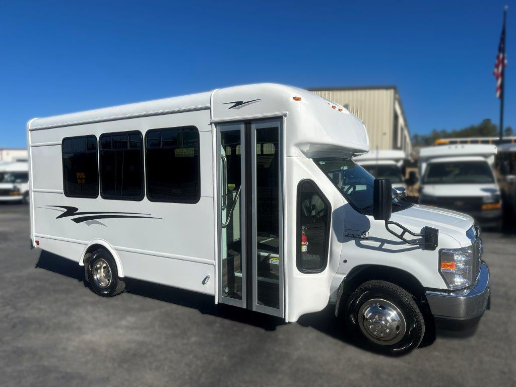 2026 Starcraft Allstar Shuttle Bus