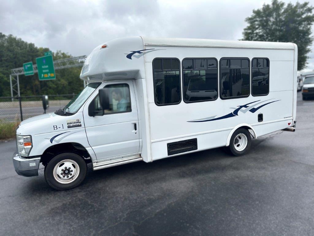 2014 Starcraft Allstar Shuttle Bus