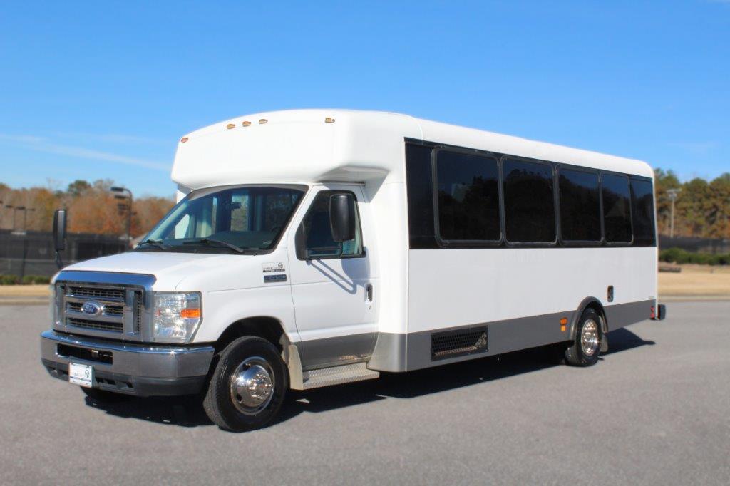2016 Chrysler Challenger Shuttle Bus