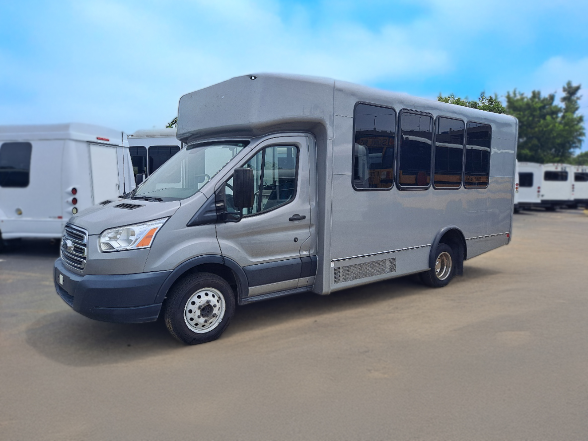 2018 Eldorado Worldtrans Shuttle Bus