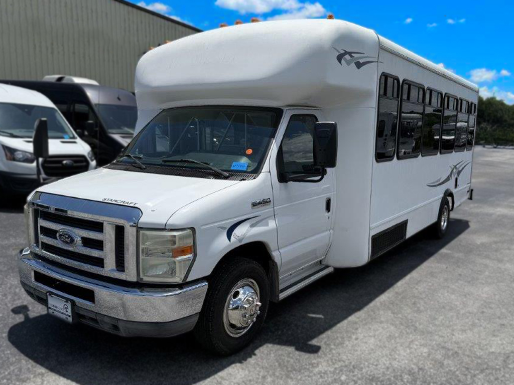 2010 Starcraft Allstar Shuttle Bus