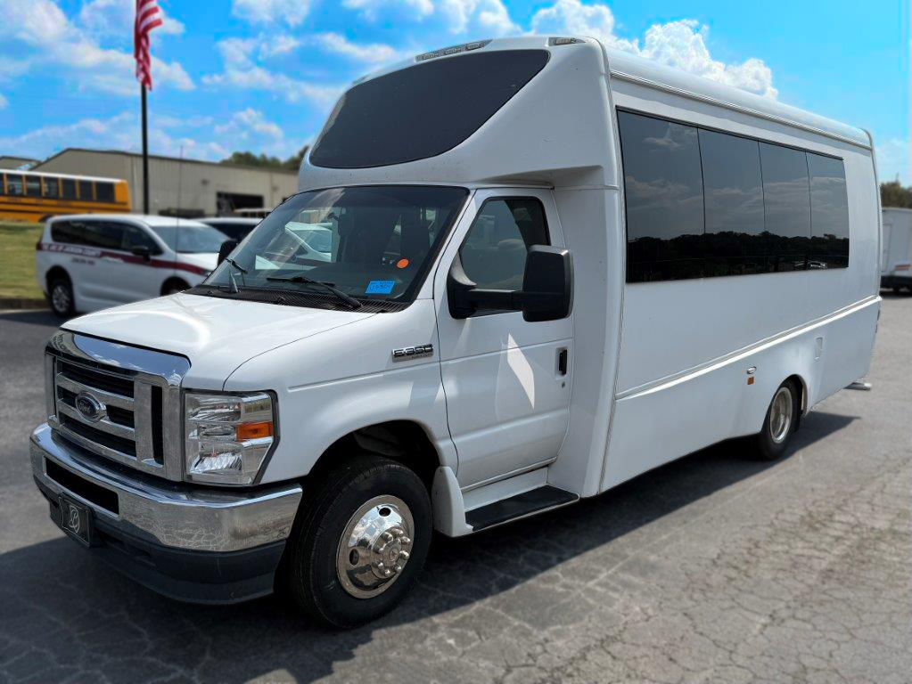 2021 Berkshire U24 Shuttle Bus