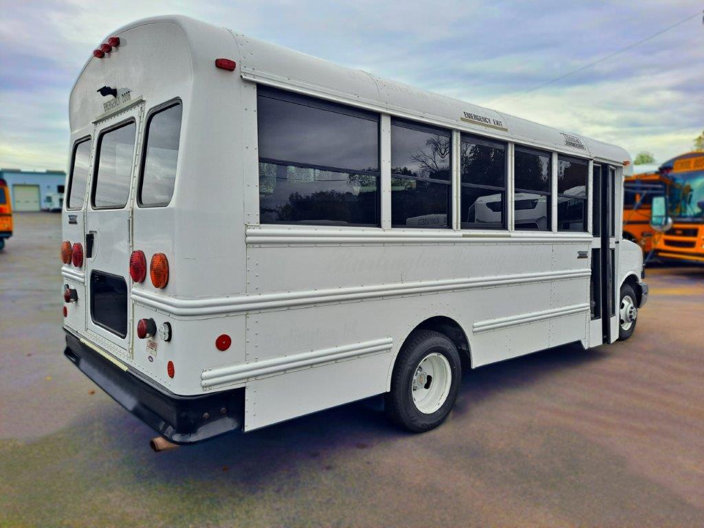 2010 Thomas Shuttle Bus