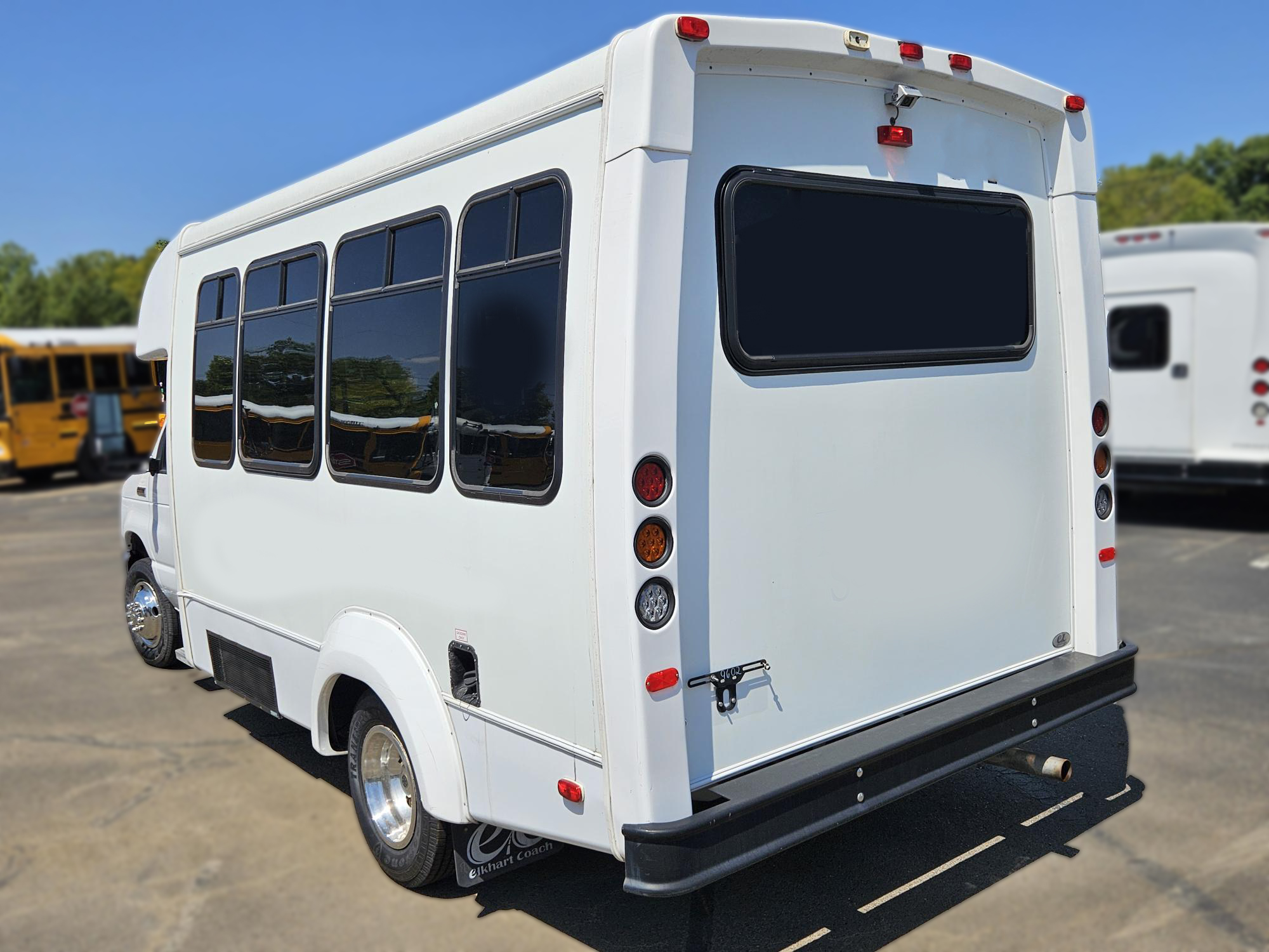 2017 Elkhart ECII Shuttle Bus