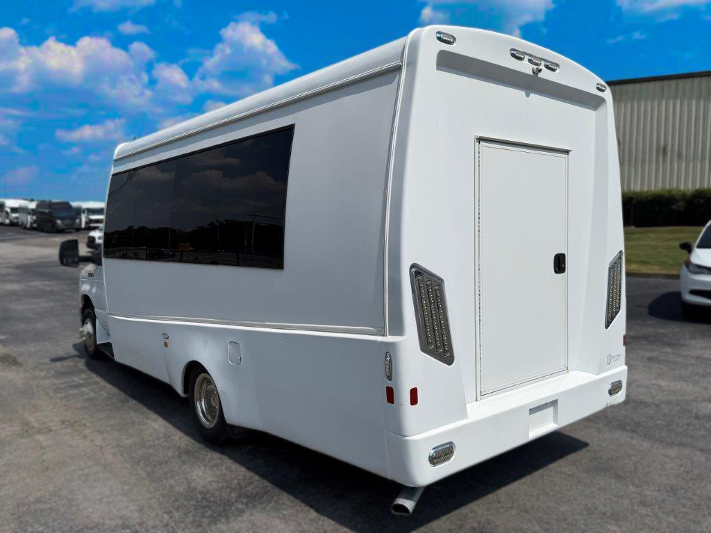 2021 Berkshire U24 Shuttle Bus