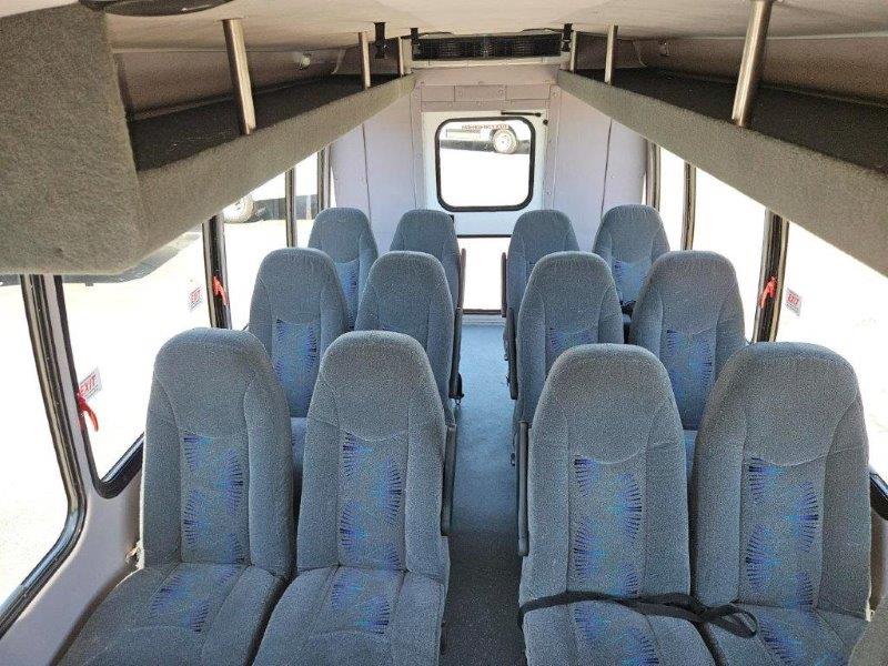 2016 Starcraft Starquest Shuttle Bus