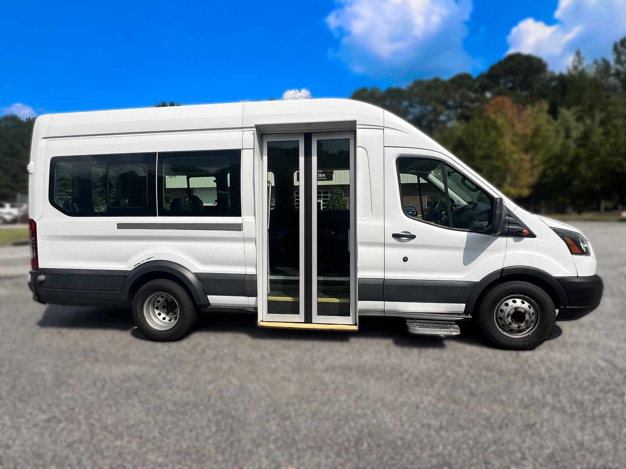 2015 Ford Transit T-350 Shuttle Bus