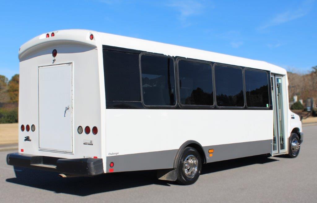 2016 Chrysler Challenger Shuttle Bus
