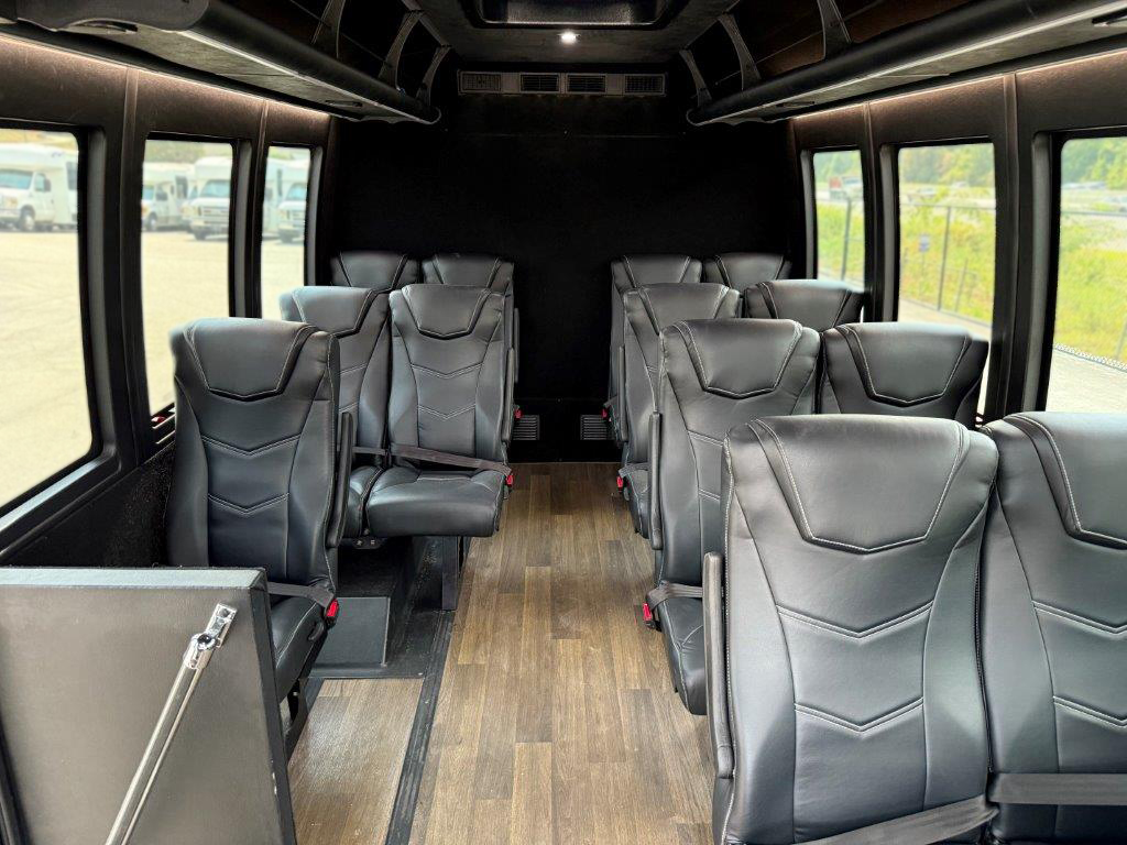 2021 Berkshire U24 Shuttle Bus