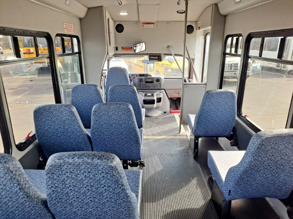 2018 Starcraft Starlite Shuttle Bus