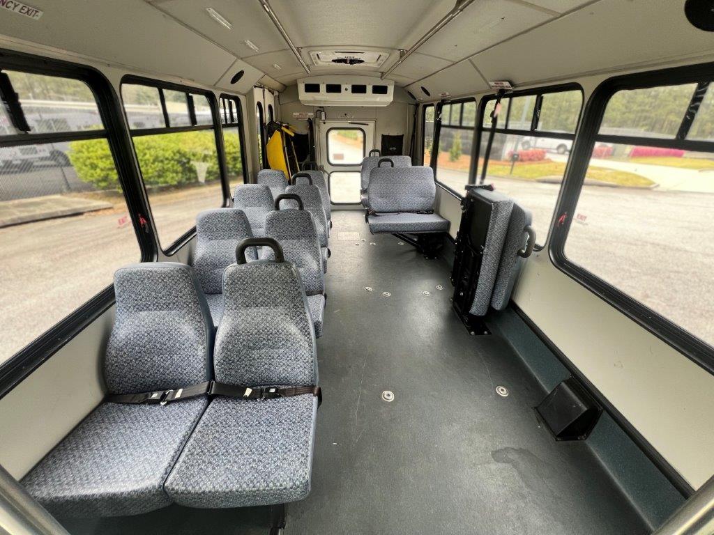 2013 Champion Defender Shuttle Bus
