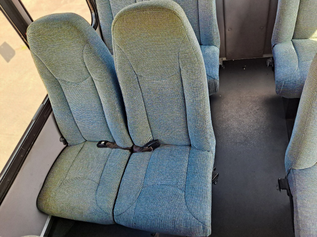 2016 Starcraft Starquest Shuttle Bus