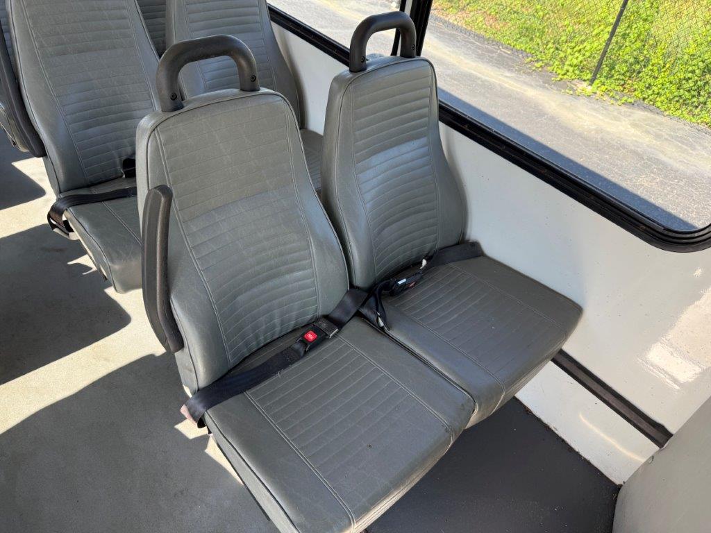 2014 Goshen GCII Shuttle Bus