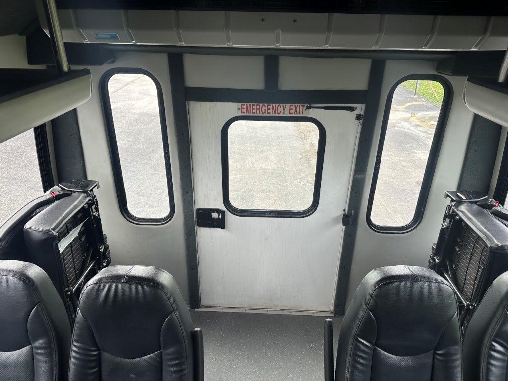 2015 Starcraft XLT Coach