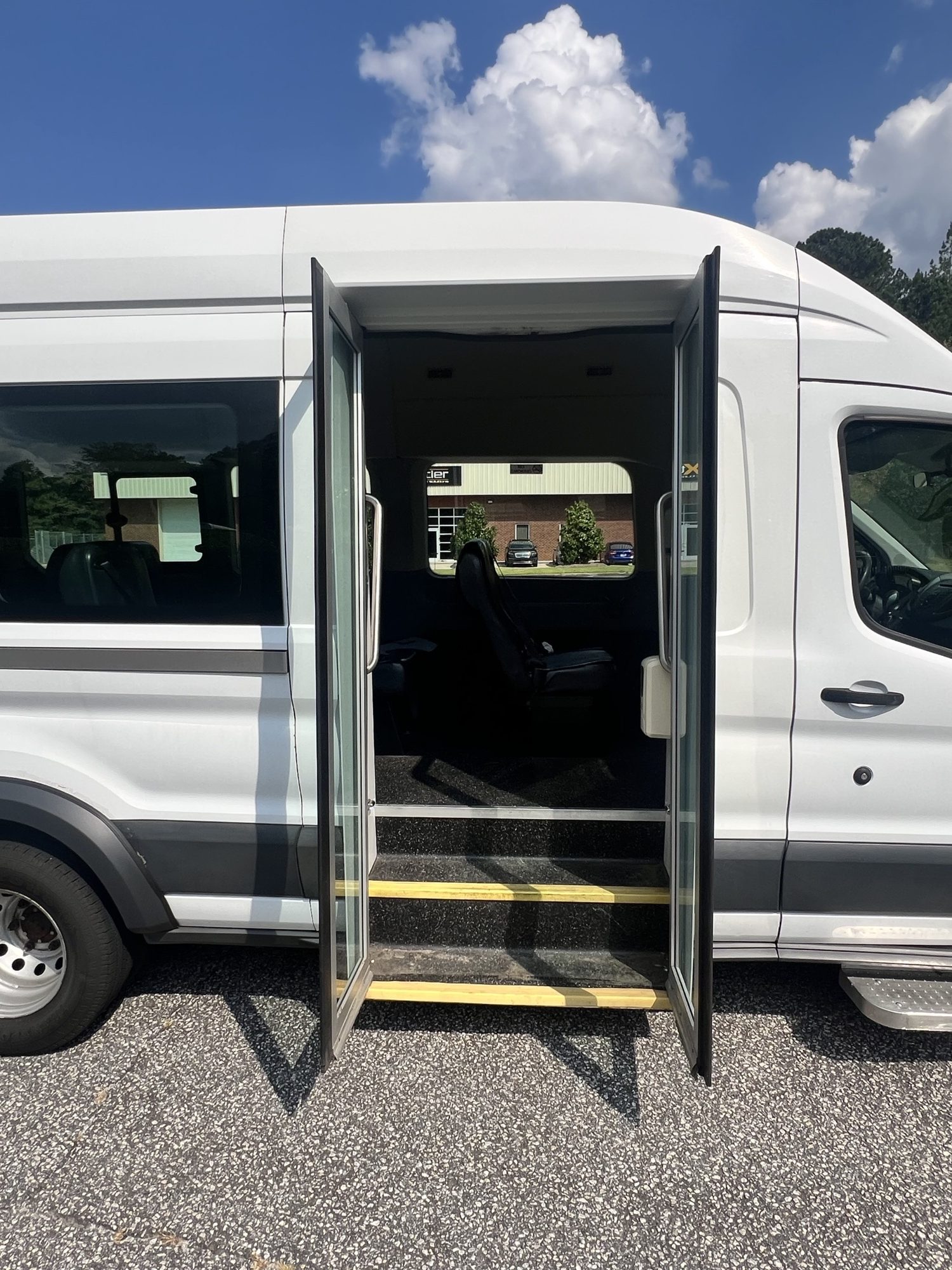 2015 Ford Transit T-350 Shuttle Bus