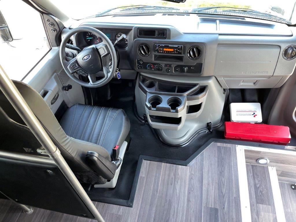 2026 Starcraft Allstar Exec Shuttle Bus