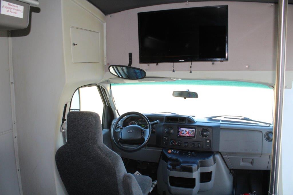 2016 Chrysler Challenger Shuttle Bus