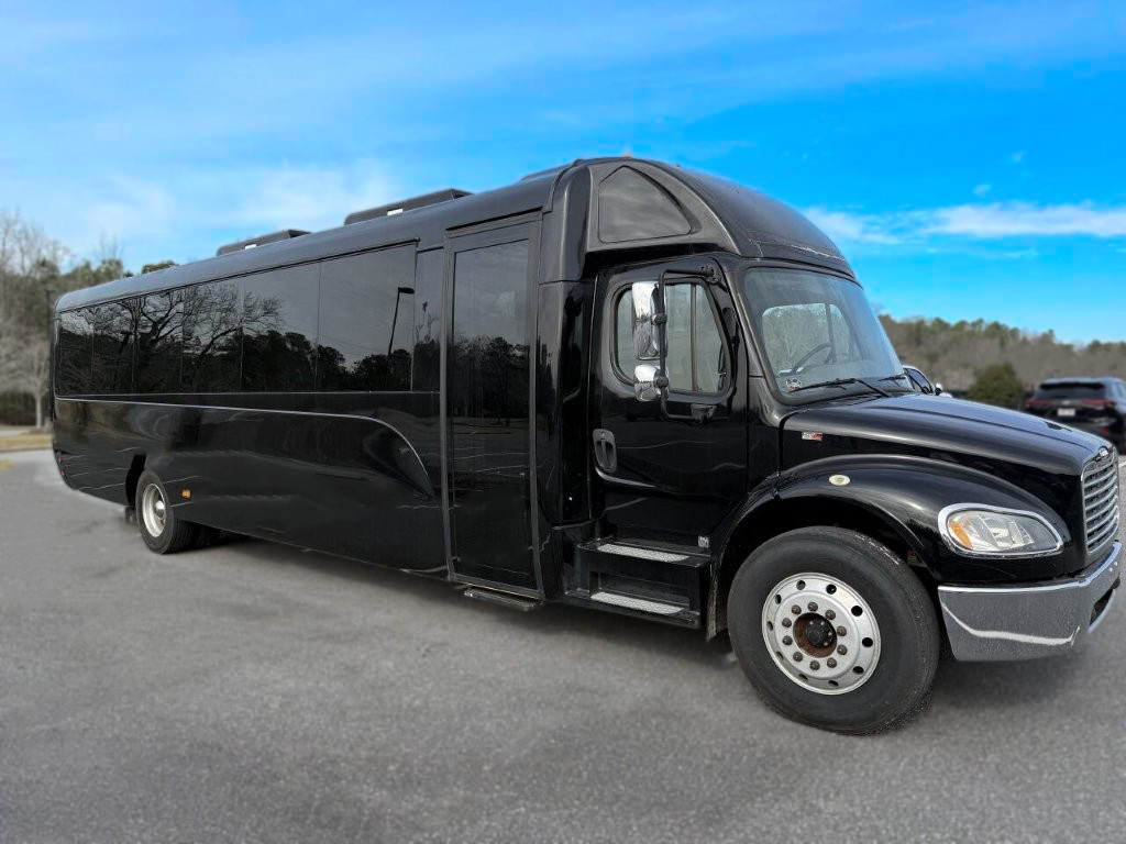2018 Federal Premier Shuttle Bus