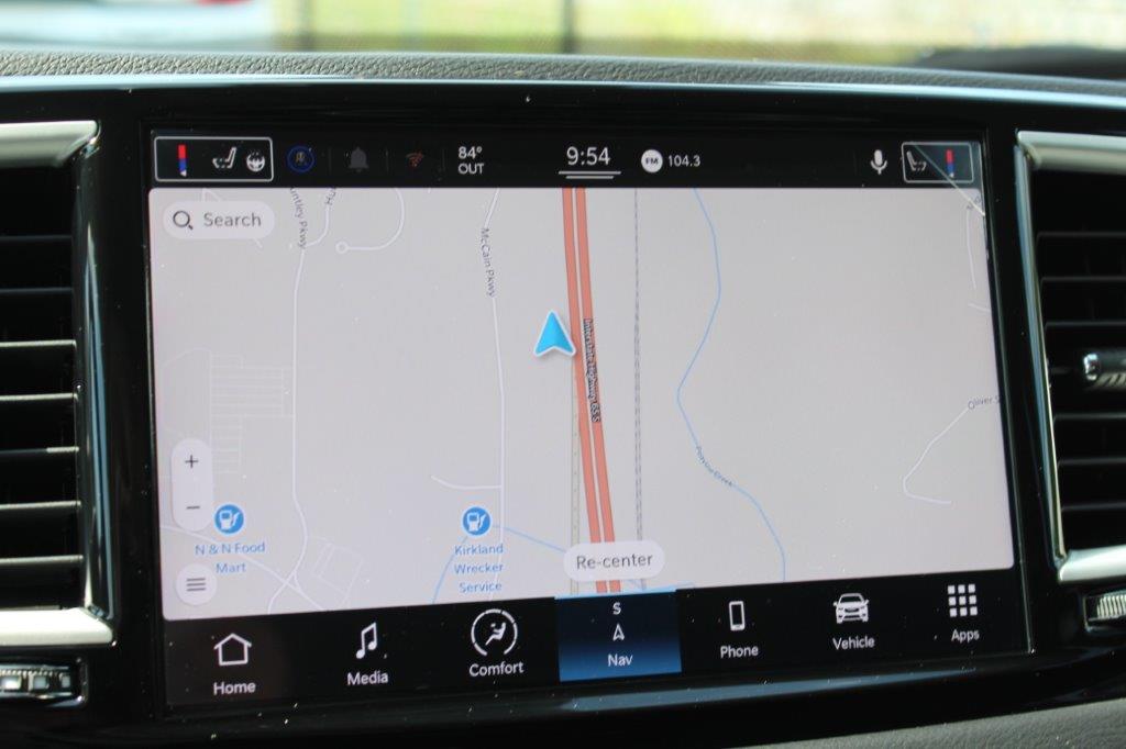 2022 Chrysler Voyager Van