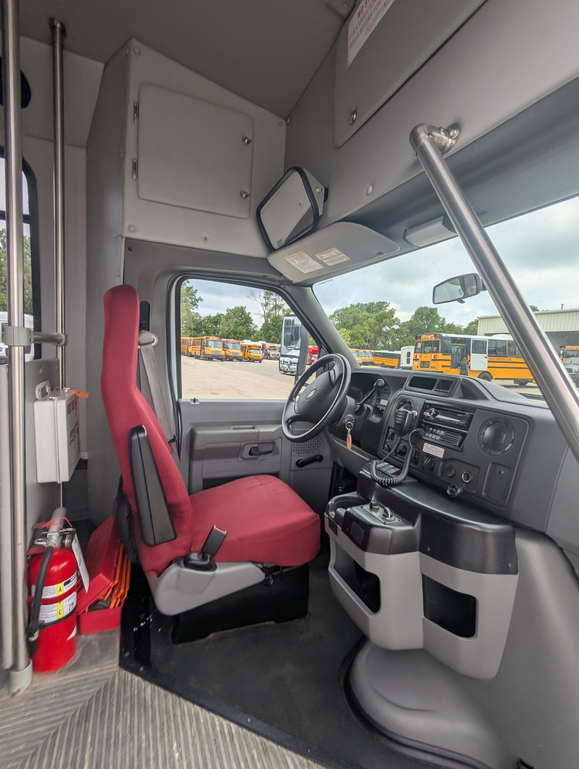 2013 Elkhart Shuttle Bus