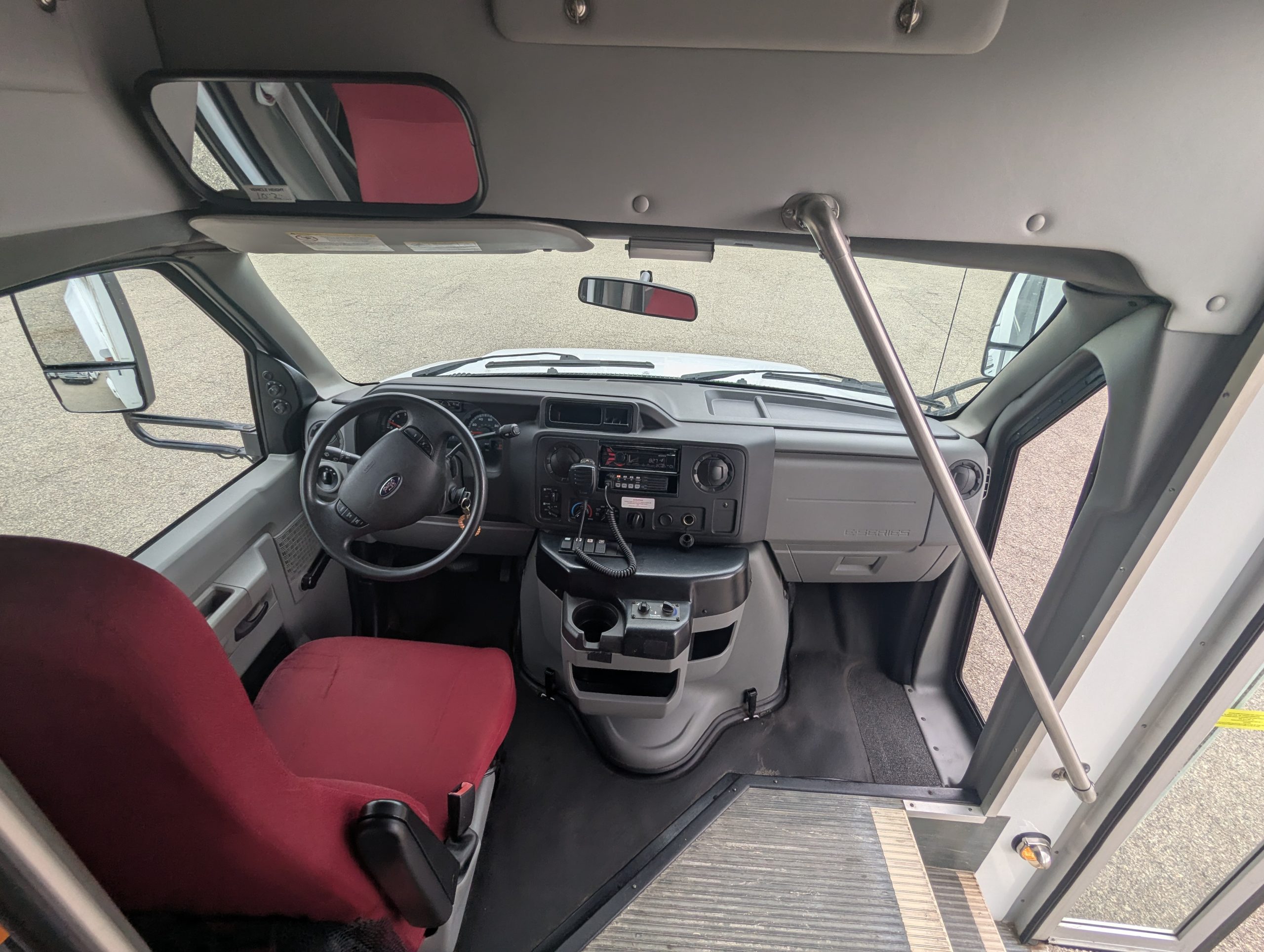 2013 Elkhart Shuttle Bus