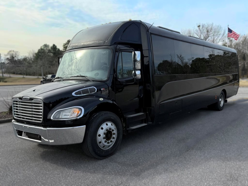 2018 Federal Premier Shuttle Bus