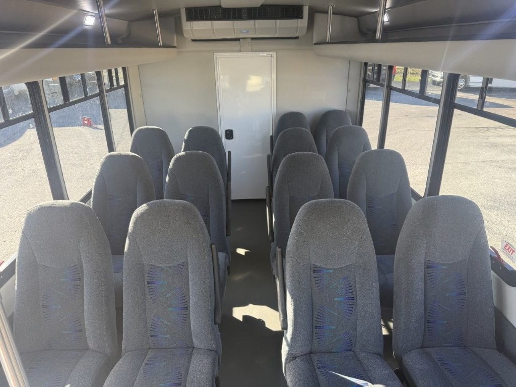 2021 Starcraft Allstar Shuttle Bus