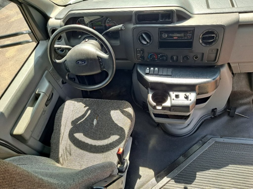 2017 ELKHART ECII Shuttle Bus