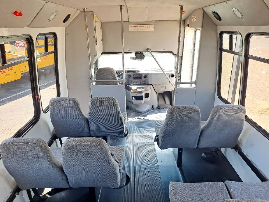 2017 ELKHART ECII Shuttle Bus