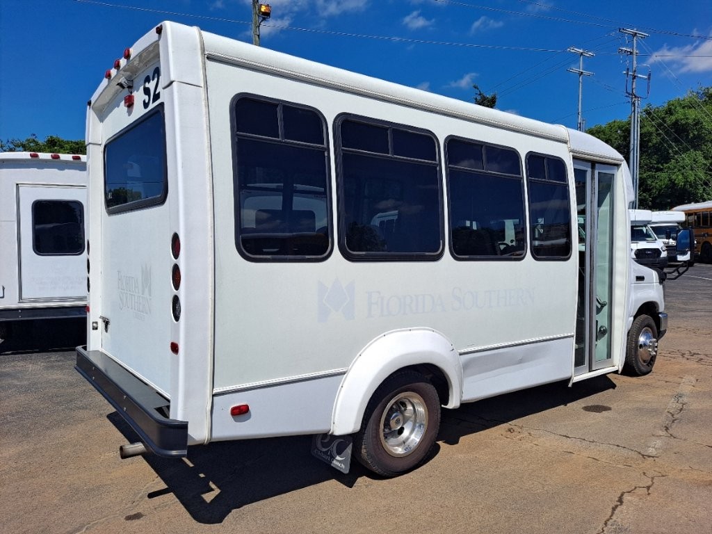 2017 ELKHART ECII Shuttle Bus