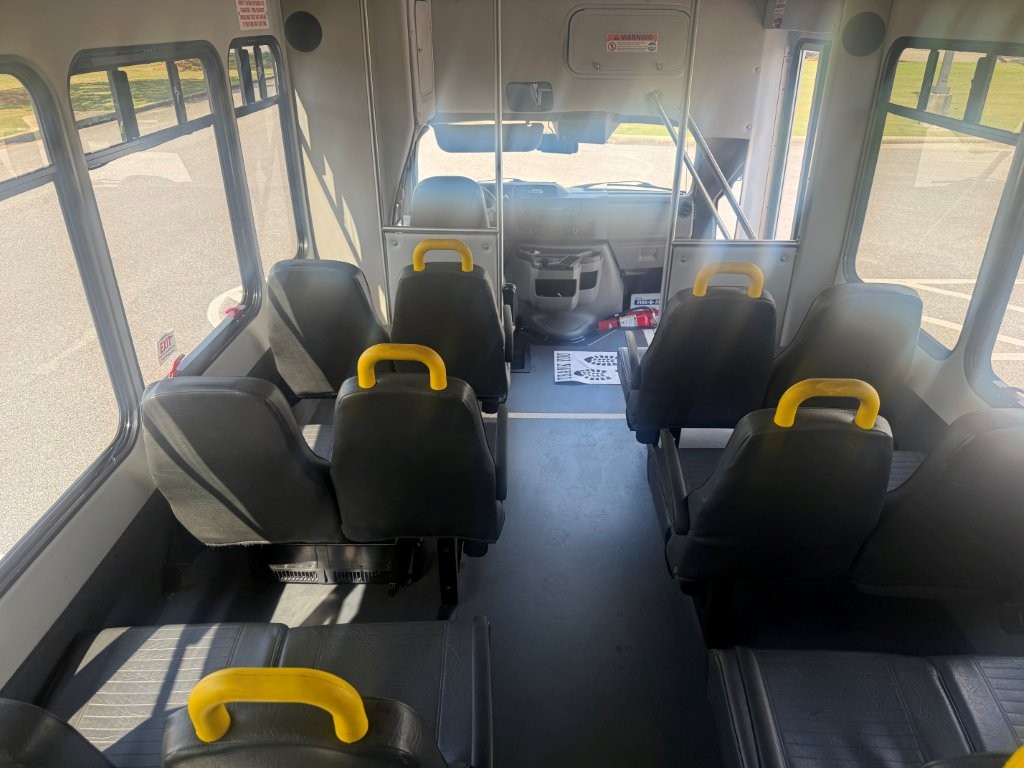 2022 Starcraft Allstar Shuttle Bus