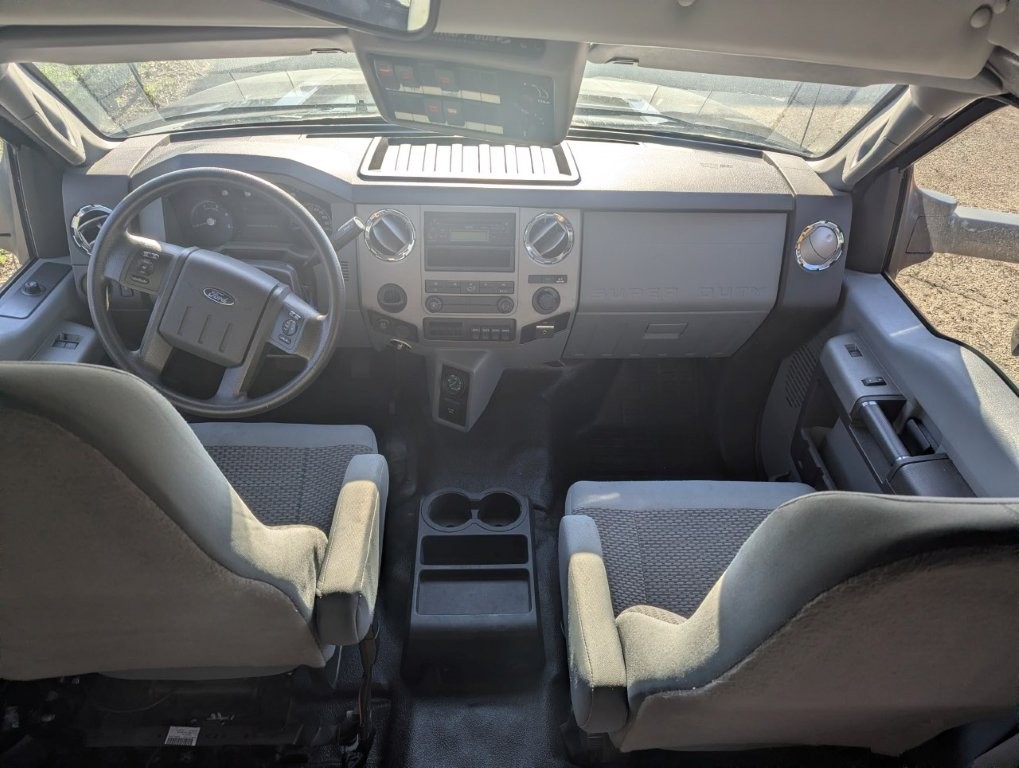 2017 Starcraft Shuttle Bus