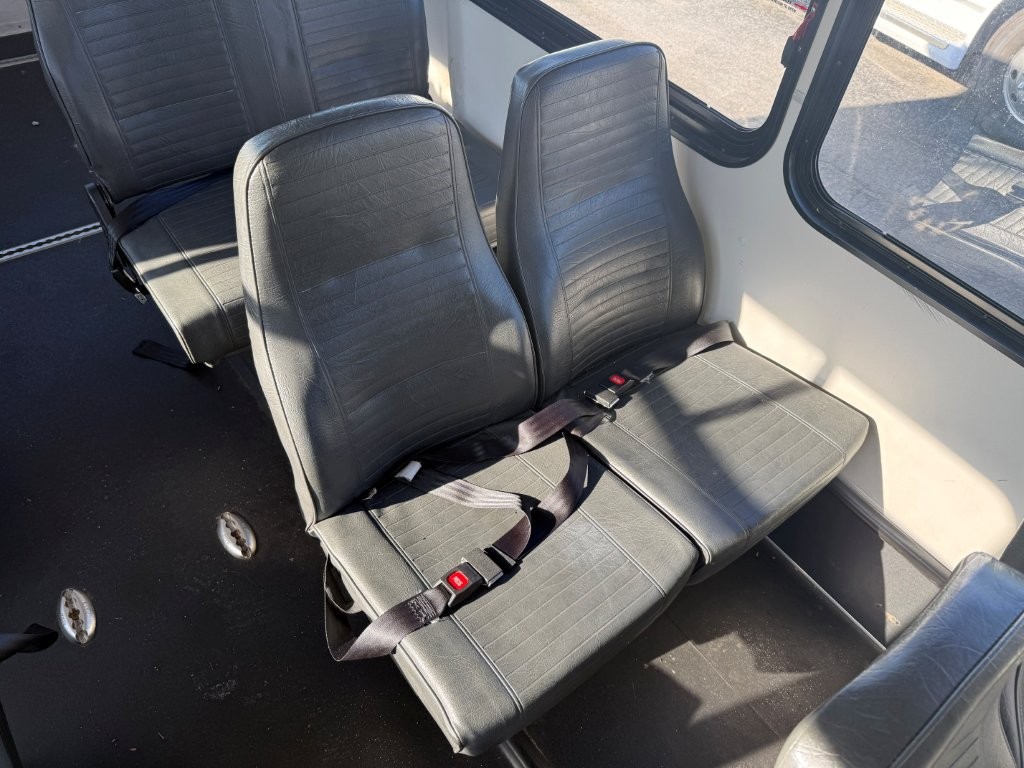 2014 Champion Challenger Shuttle Bus