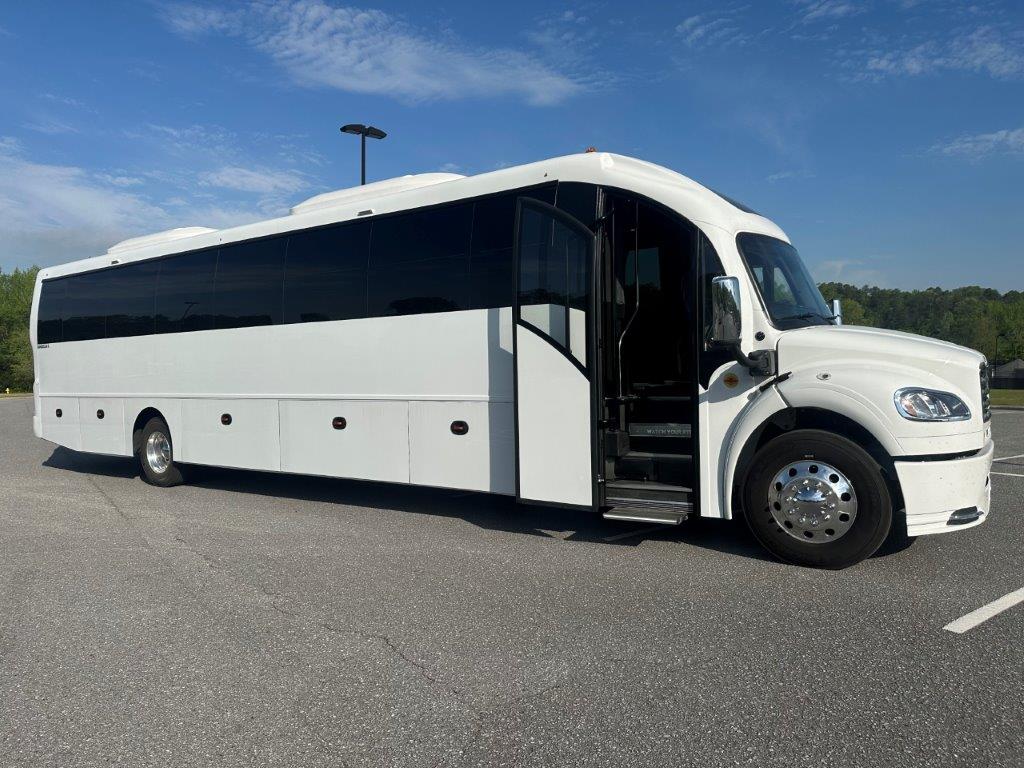 2026 Freightliner Summit XL