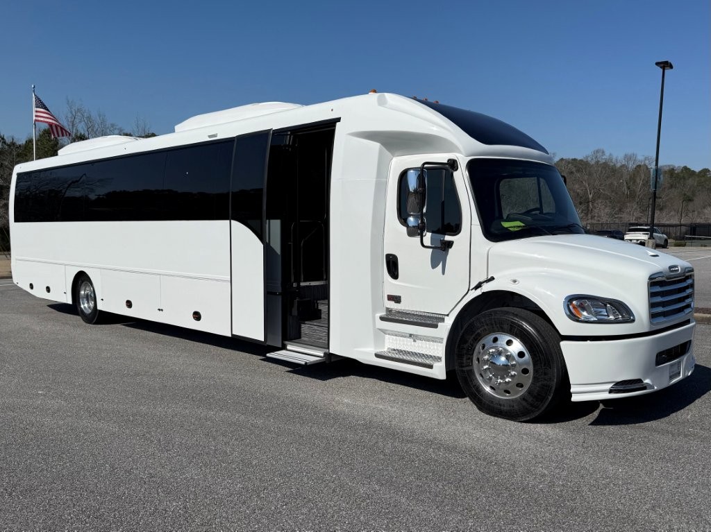 2026 Freightliner Summit