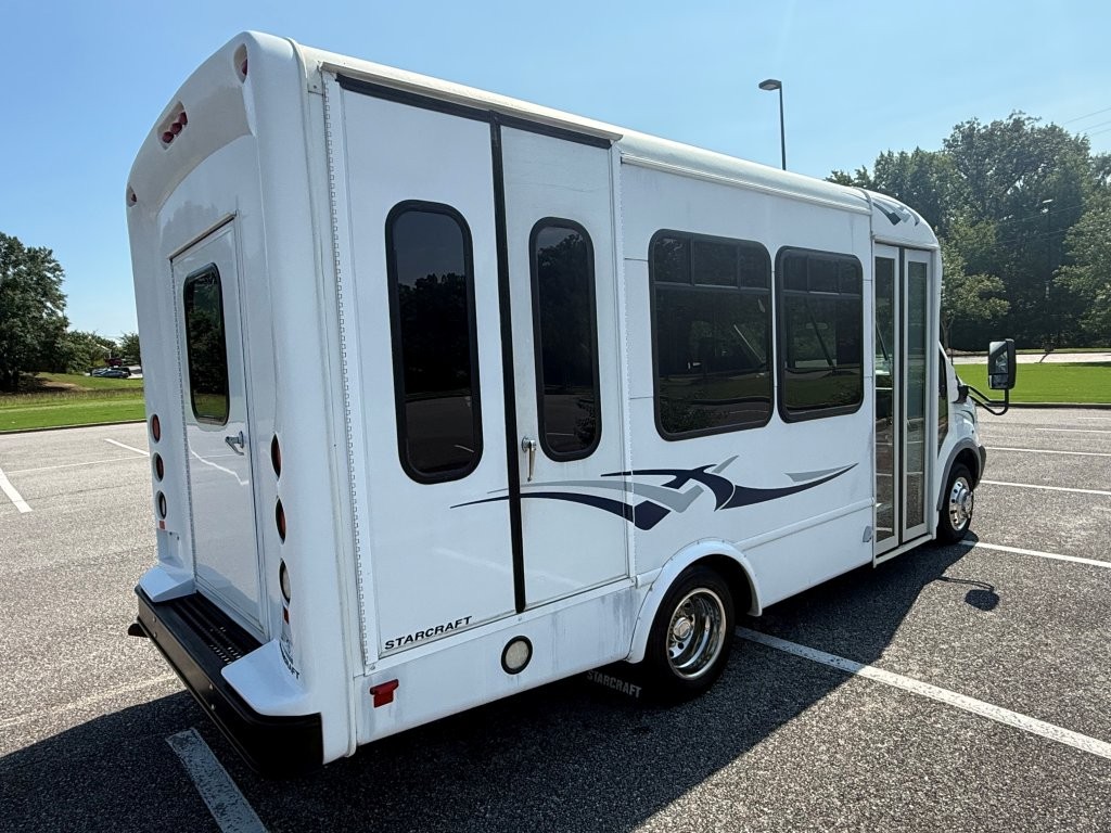 2017 Starcraft Starlite Shuttle Bus