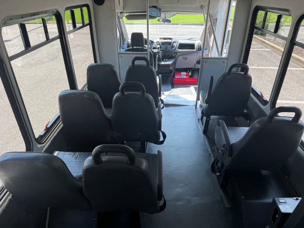 2017 Starcraft Starlite Shuttle Bus
