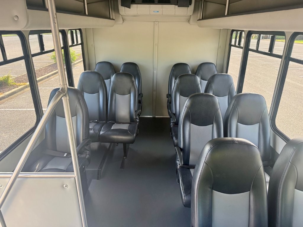 2021 Starcraft Allstar Shuttle Bus