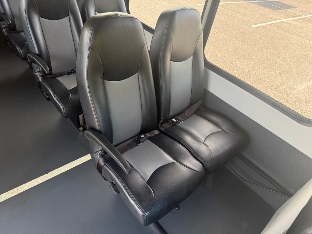 2021 Starcraft Allstar Shuttle Bus