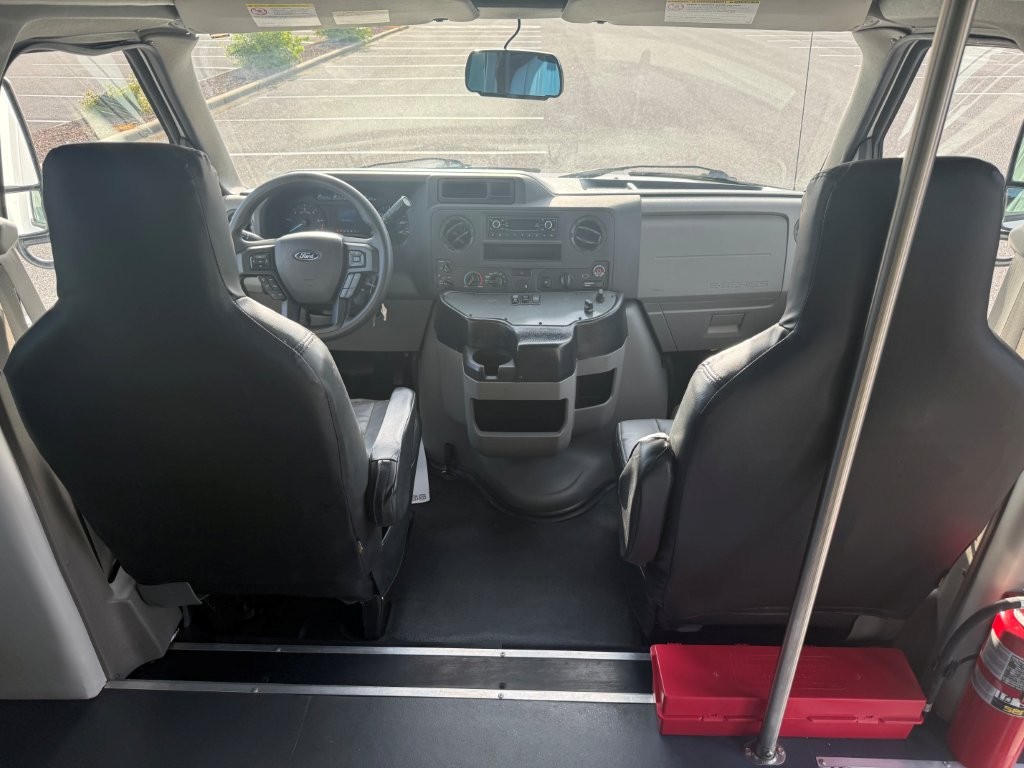 2021 Starcraft Allstar Shuttle Bus