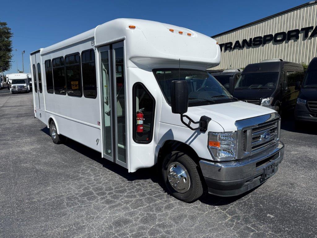 2026 Starcraft Allstar ADA Shuttle Bus with 7 Wheelchair Positions
