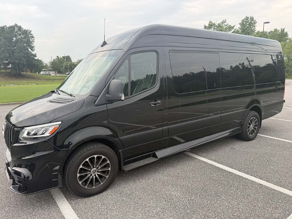 2024 First Class Customs Executive Sprinter