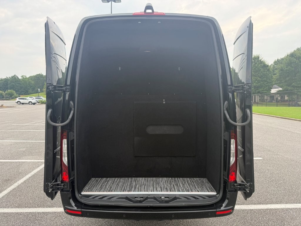 2024 First Class Customs Executive Sprinter