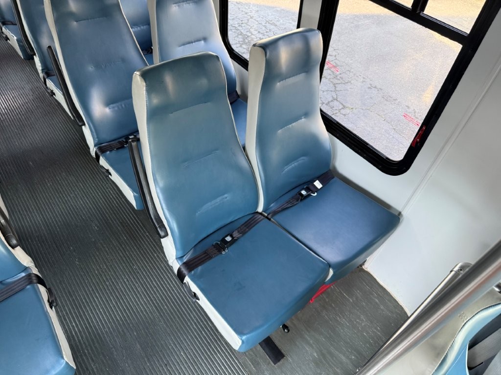 2007 StarTrans Senator