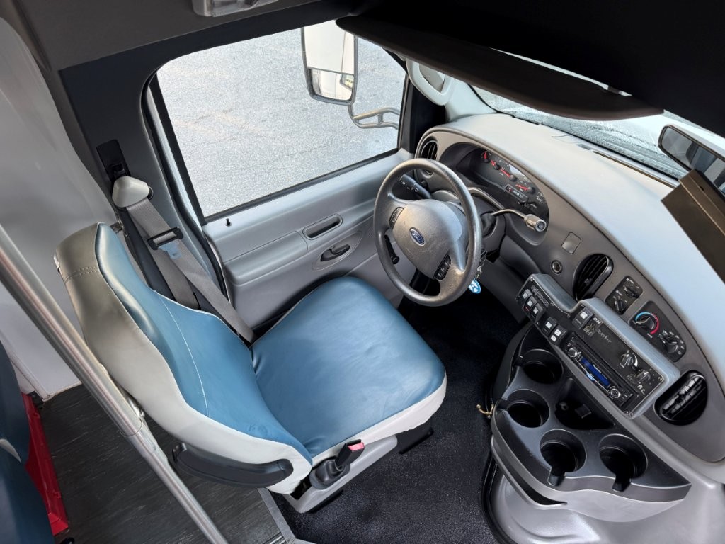 2007 StarTrans Senator